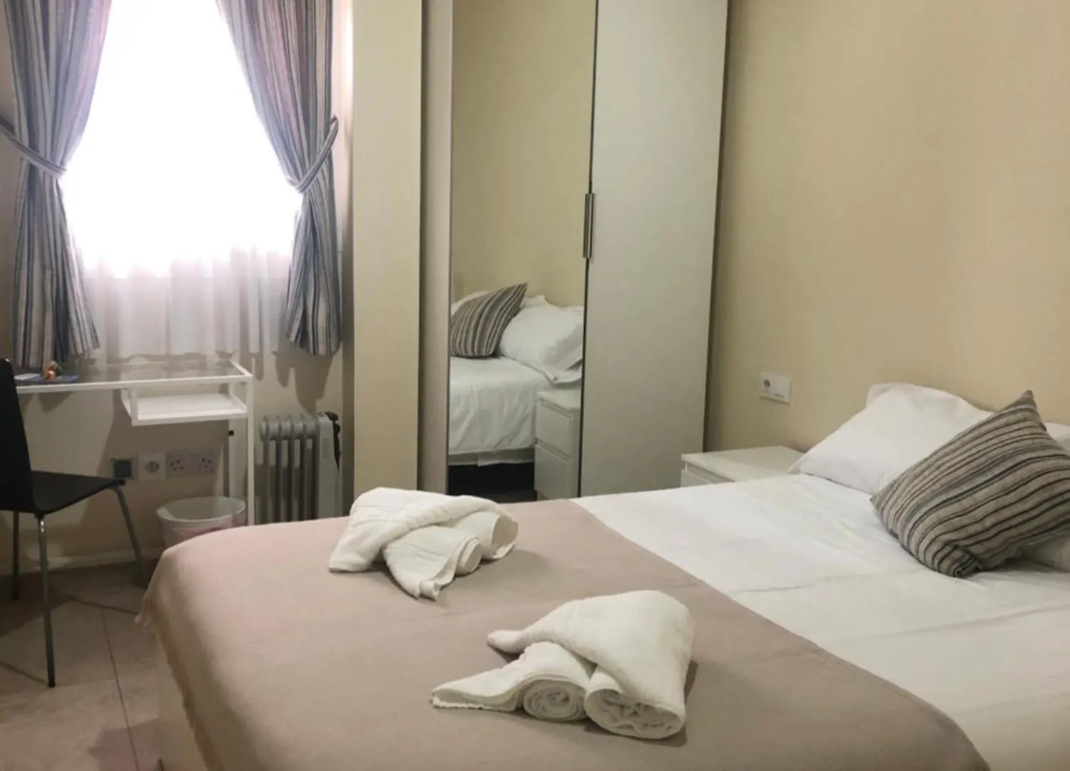 Invecar Holding Apartment Seville 0*,  Spain