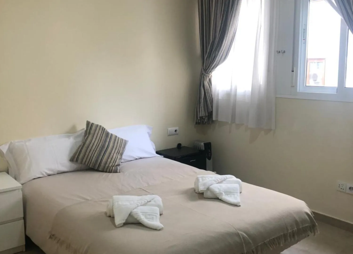 Invecar Holding Apartment Seville Homestay