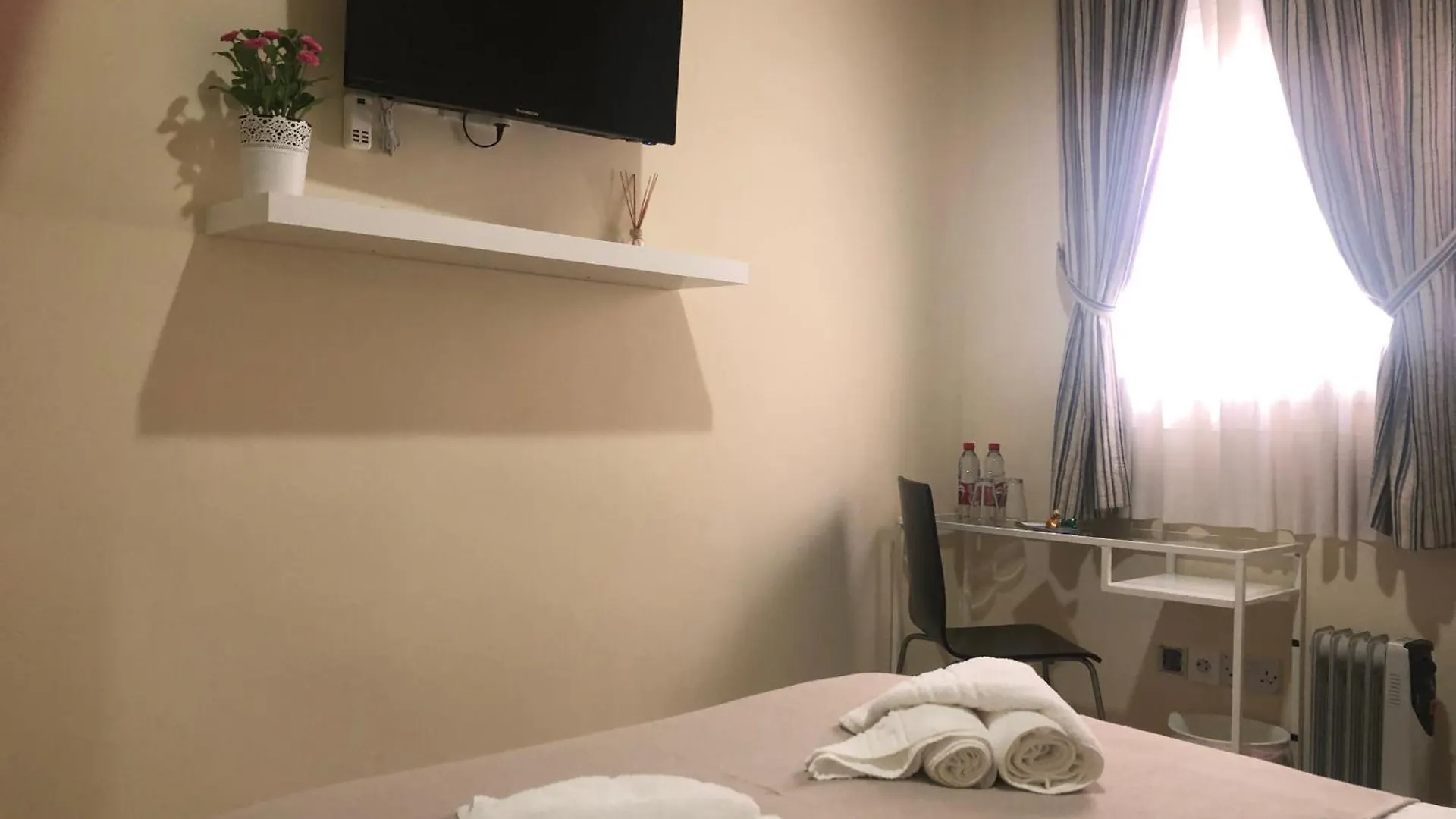 Invecar Holding Apartment Seville 0*,